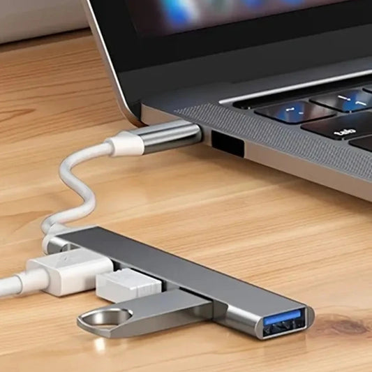 Hub USB-C 4 Puertos — OTG, Compatible con Mac y PC | PureDesk™